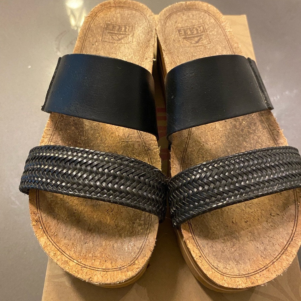 Reef cushion sandals
